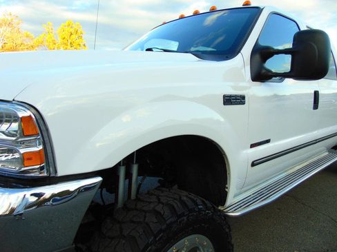 Used 2000 Ford F250 XLT image 26