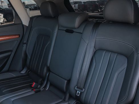 Used 2023 Audi Q5 2.0T Premium Plus image 25