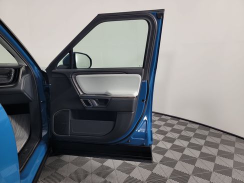 Used 2022 Rivian R1T Adventure AWD/4WD image 18