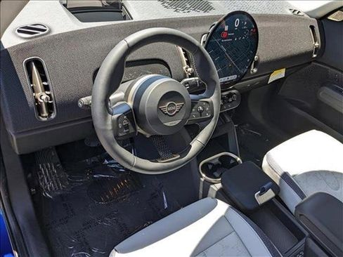 Used 2025 MINI Cooper Countryman S image 3