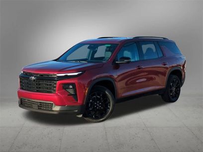 Used 2025 Chevrolet Traverse LT w/ Midnight/Sport Edition