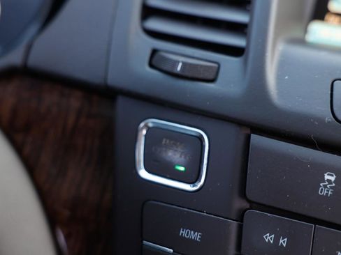 Used 2013 Buick Regal Premium image 28