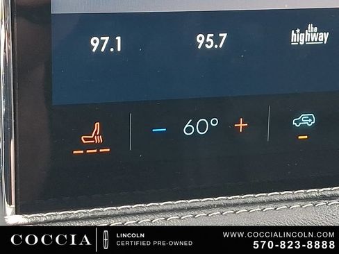 Certified 2023 Lincoln Corsair AWD image 24