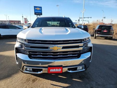 Used 2019 Chevrolet Silverado 1500 LTZ image 2