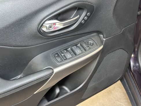 Certified 2021 Jeep Cherokee High Altitude image 25