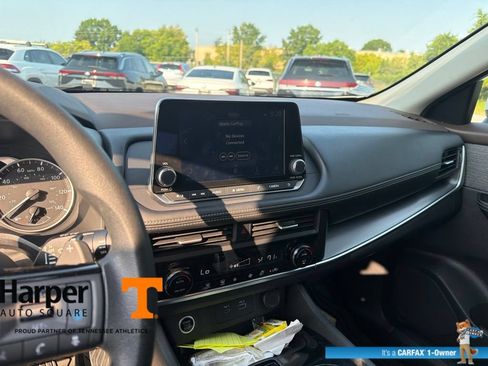 Used 2023 Nissan Rogue SV FWD image 15