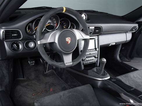 Used 2011 Porsche 911 GT3 RS image 25