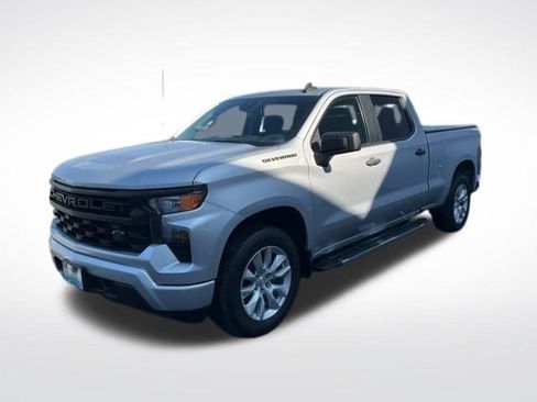 Certified 2022 Chevrolet Silverado 1500 Custom w/ LPO, Dark Essentials Package image 3