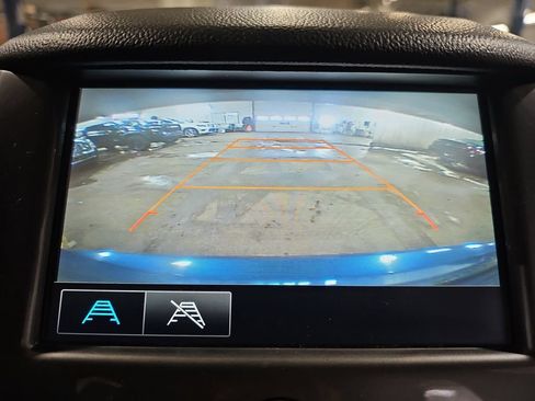 Certified 2018 Chevrolet Cruze LT w/ LT Convenience Package FWD image 28