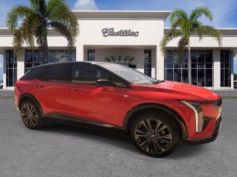 New 2025 Cadillac Optiq Sport 2 image 17