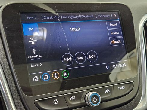 Used 2021 Chevrolet Equinox Premier AWD/4WD image 23