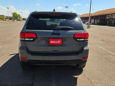 Used 2019 Jeep Grand Cherokee Laredo RWD image 10