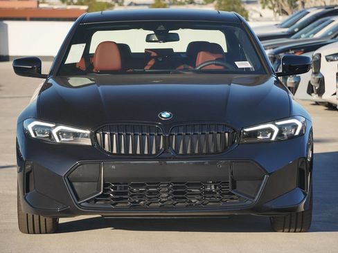 Used 2026 BMW 330i Sedan w/ M Sport Package RWD image 2