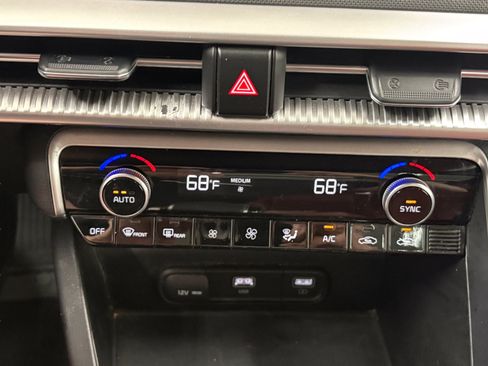 Used 2022 Kia K5 GT-Line w/ GT-Line FWD Premium Package image 17