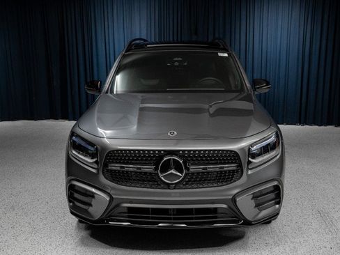 New 2026 Mercedes-Benz GLB 250 4MATIC image 2