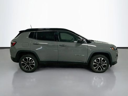 Used 2023 Jeep Compass Limited image 5