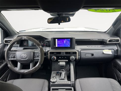 Used 2024 Toyota Tacoma SR image 10