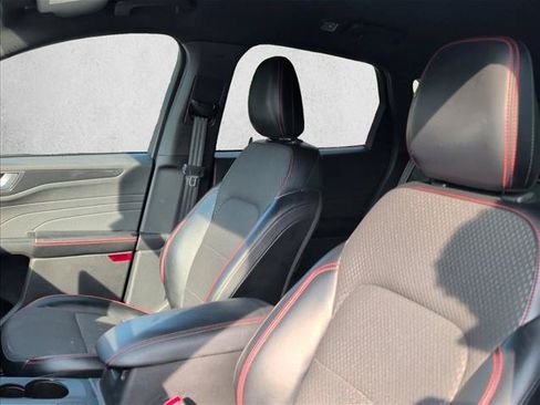 Used 2023 Ford Escape ST-Line AWD/4WD image 11