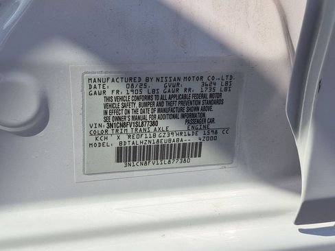 Certified 2025 Nissan Versa SR w/ Trunk Package FWD image 34