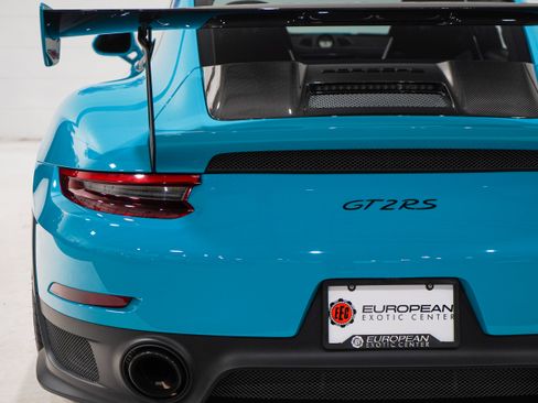 Used 2018 Porsche 911 GT2 RS RWD image 38