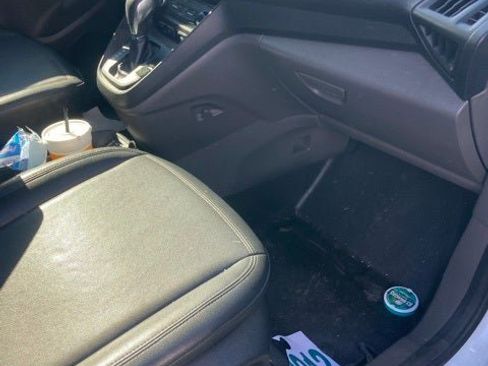 Used 2020 Ford Transit Connect XL image 15