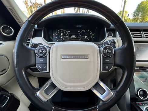 Used 2017 Land Rover Range Rover Long Wheelbase Supercharged image 32