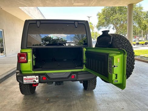 Used 2026 Jeep Wrangler Unlimited Rubicon AWD/4WD image 35
