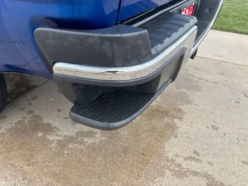 Used 2018 GMC Canyon 2WD Crew Cab w/ Convenience Package image 12