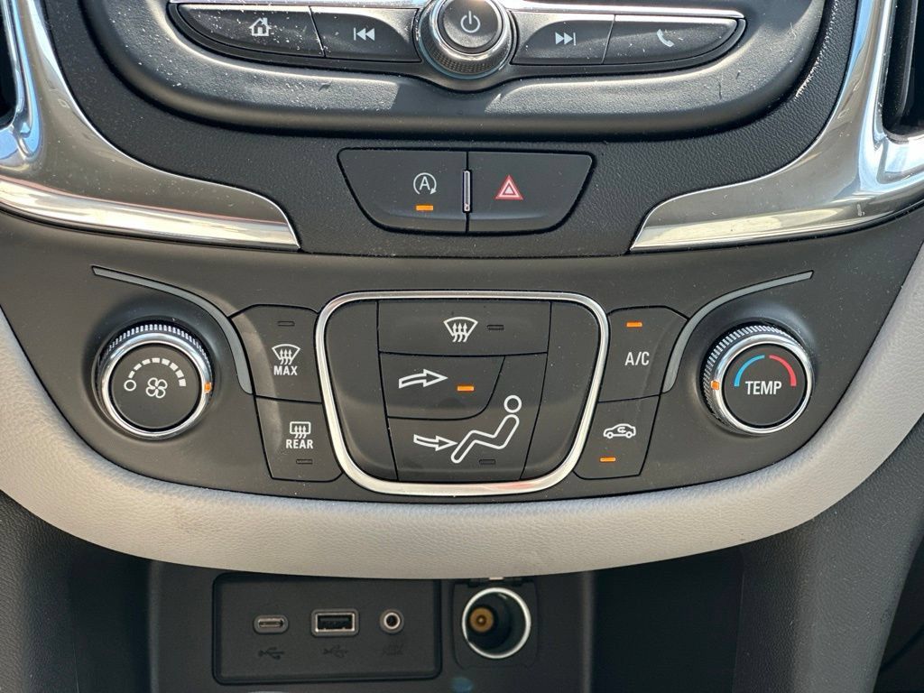 Used 2024 Chevrolet Equinox LS w/ LS Convenience Package AWD/4WD image 23