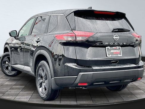 New 2026 Nissan Rogue SV FWD image 4