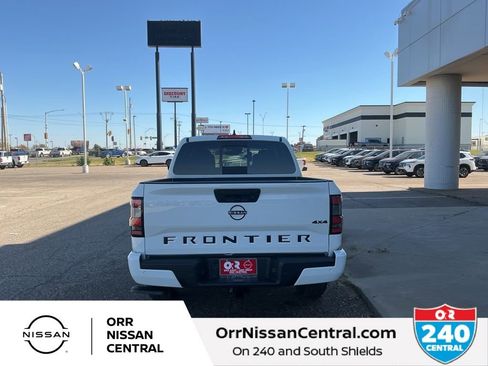 New 2026 Nissan Frontier SV w/ Tow Package AWD/4WD image 6