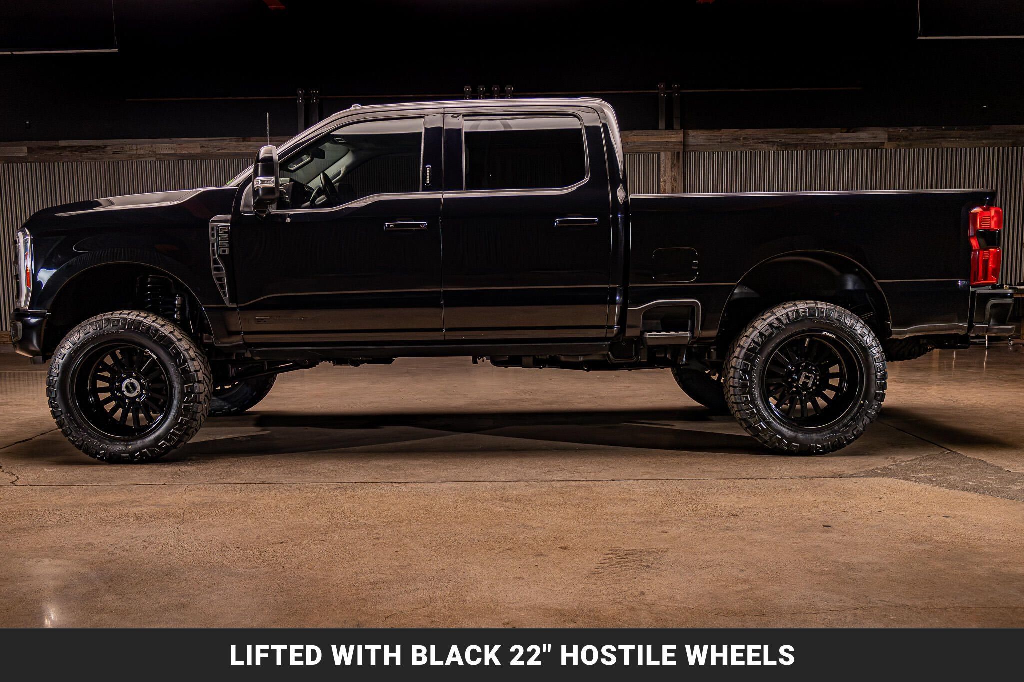 Used 2023 Ford F250 Lariat w/ Lariat Ultimate Package AWD/4WD image 5