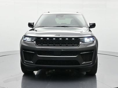 New 2026 Jeep Grand Cherokee Altitude