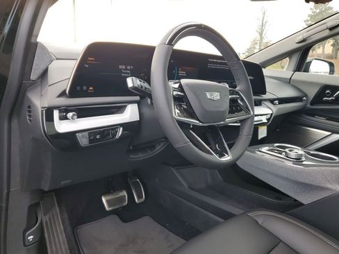 New 2026 Cadillac Optiq Sport 1 image 10