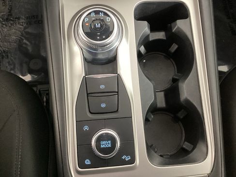 Used 2020 Ford Explorer XLT w/ Comfort Package AWD/4WD image 31