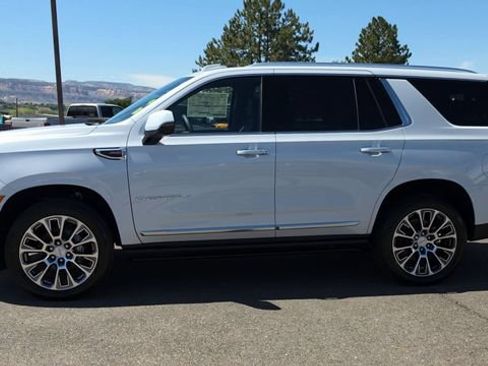 New 2026 GMC Yukon Denali w/ Denali Reserve Package AWD/4WD image 6