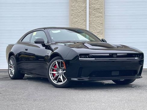 New 2025 Dodge Charger R/T Scat Pack w/ Track Pack image 2