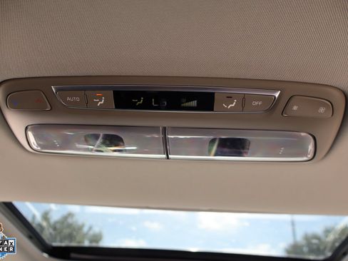 Used 2025 Kia Telluride S FWD image 29