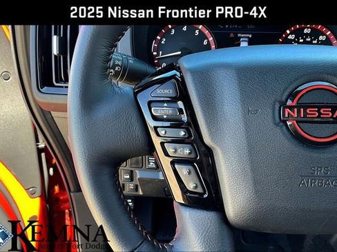 Used 2025 Nissan Frontier PRO-4X w/ Pro Convenience Package AWD/4WD image 14