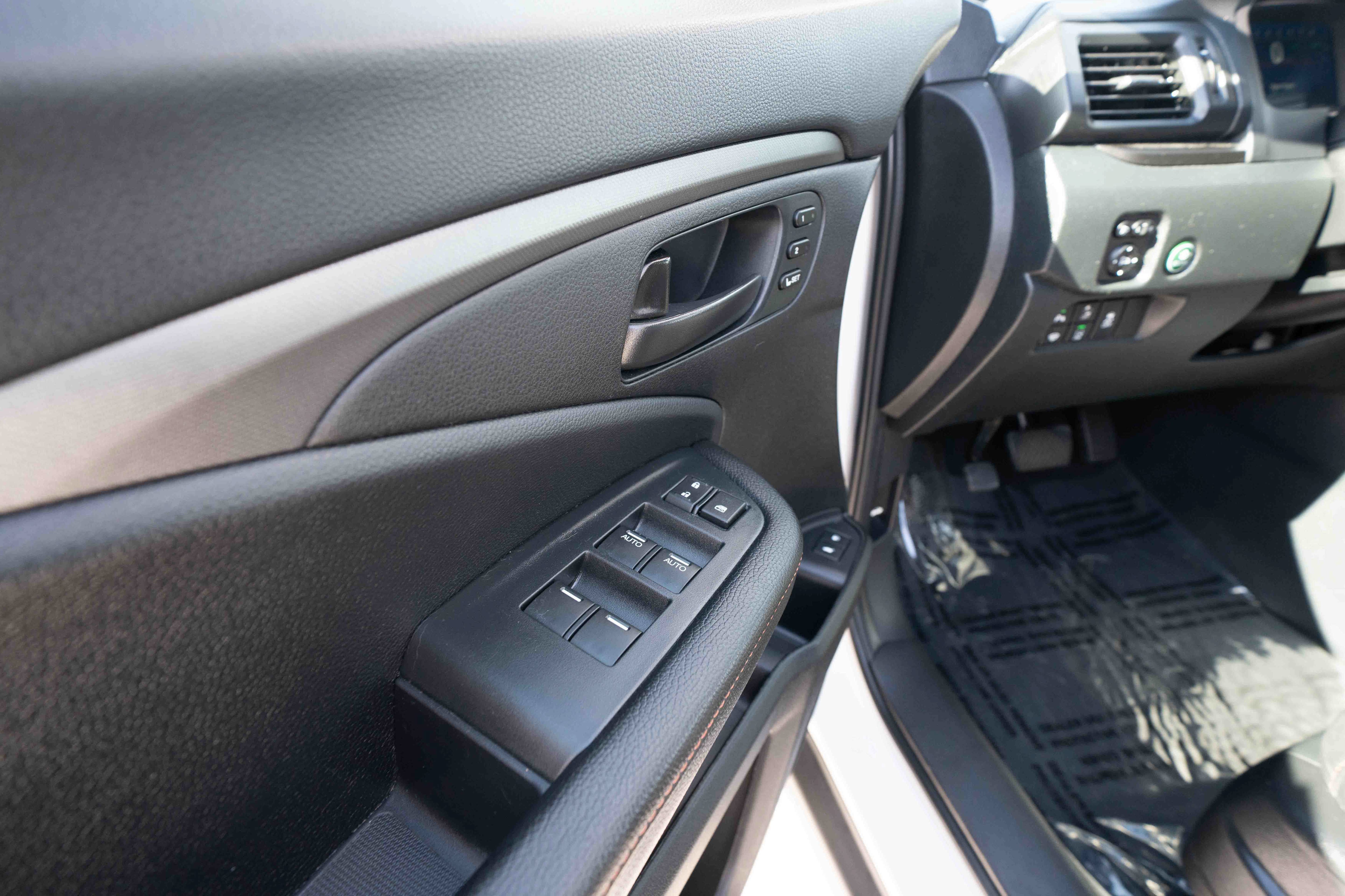 Used 2023 Honda Passport TrailSport image 7