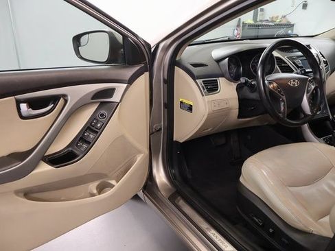 Used 2014 Hyundai Elantra Limited FWD image 8