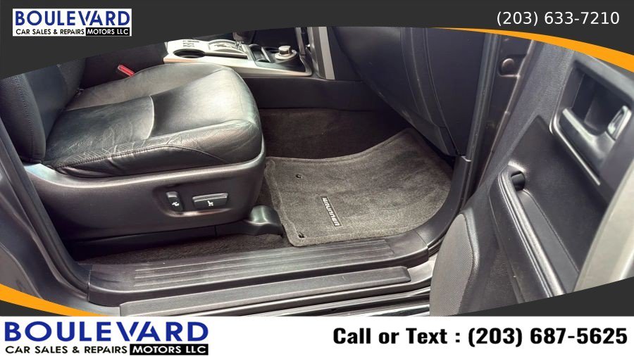 Used 2012 Toyota 4Runner Limited AWD/4WD image 39