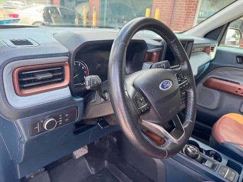 Used 2022 Ford Maverick Lariat image 14
