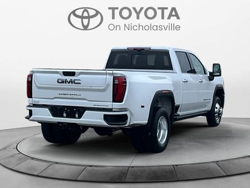 Used 2024 GMC Sierra 3500 Denali Ultimate image 7