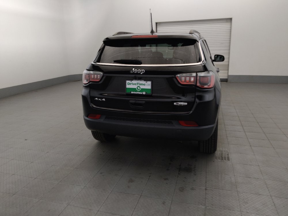 Used 2018 Jeep Compass Latitude w/ Popular Equipment Group AWD/4WD image 7