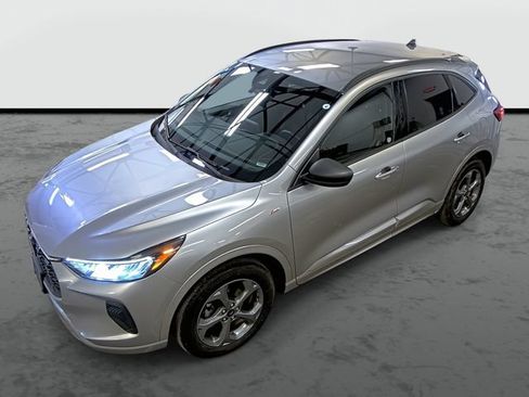 Used 2024 Ford Escape ST-Line AWD/4WD image 7