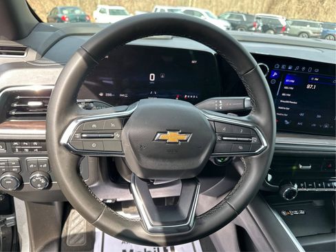 Certified 2025 Chevrolet Tahoe LT AWD/4WD image 18