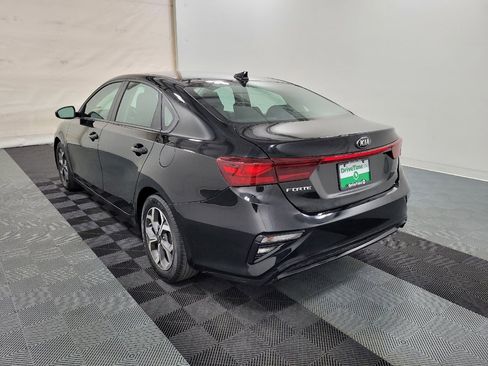 Used 2019 Kia Forte LXS FWD image 5