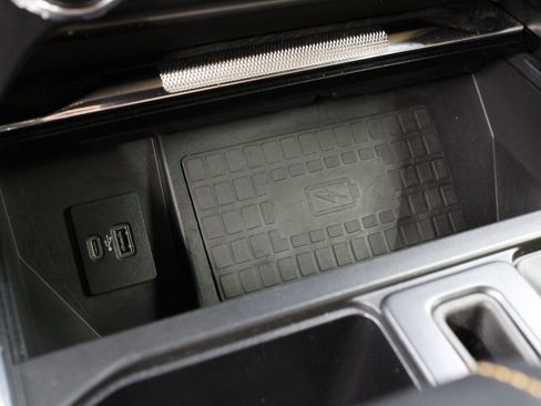 Used 2022 Ford F150 Platinum image 71