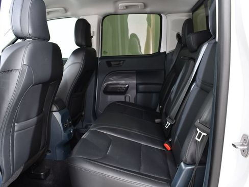 Used 2023 Ford Maverick Lariat w/ Lariat Luxury Package AWD/4WD image 16